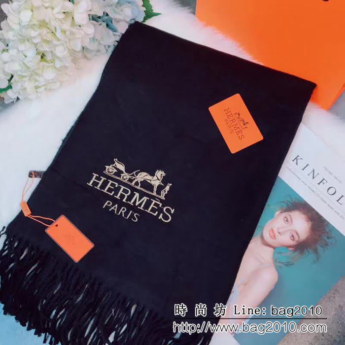 HERMES愛馬仕2018年度爆款 新款Hermès淨色刺繡圍巾 LLWJ6724